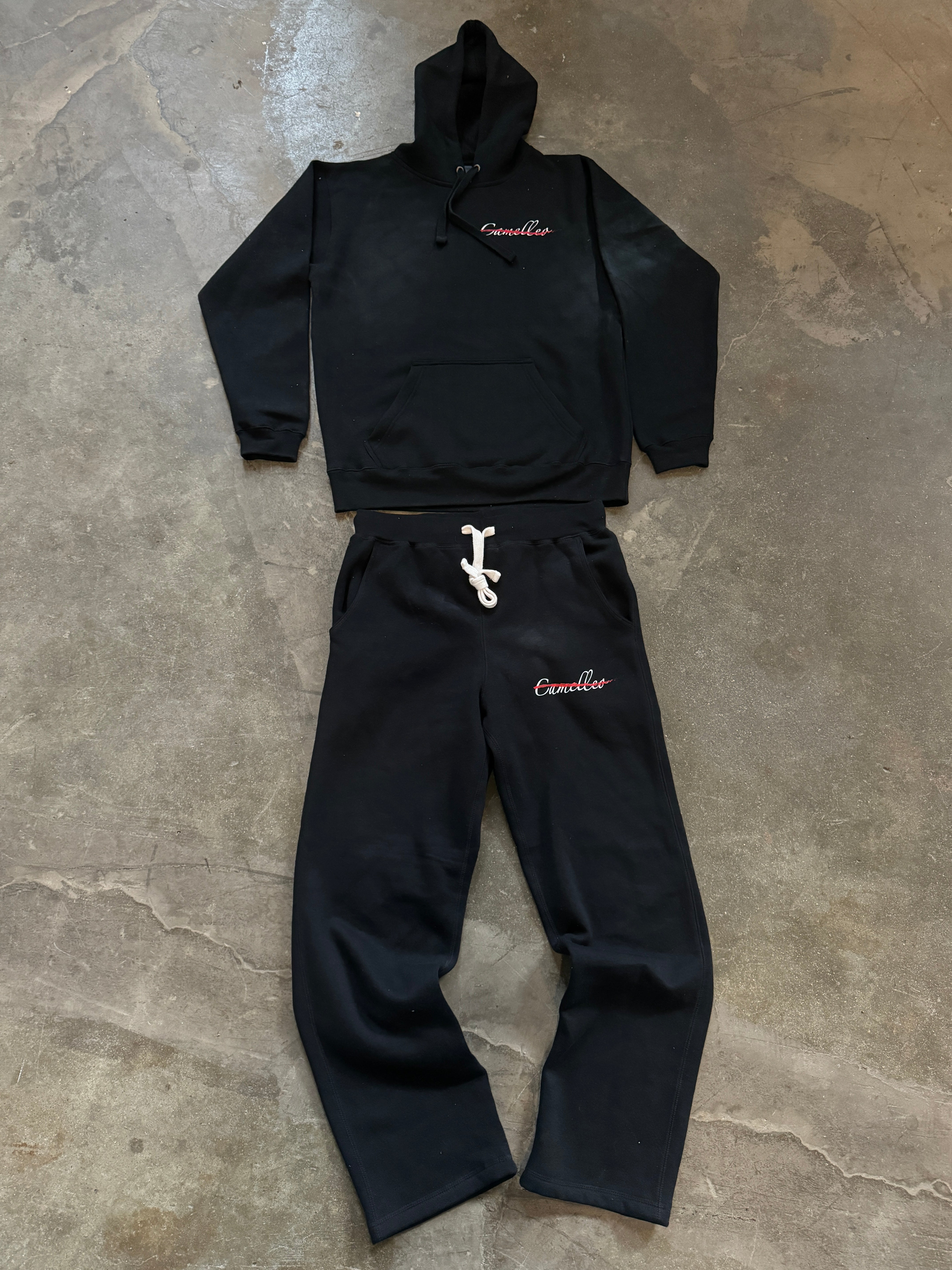 CAMELLEO OFICIAL SWEATSUIT (OBSIDIAN)